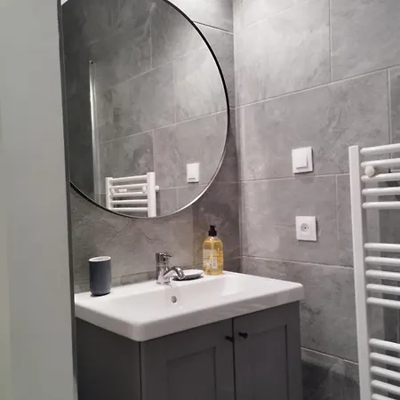 2 Pieces Quartier Bastille * Paris