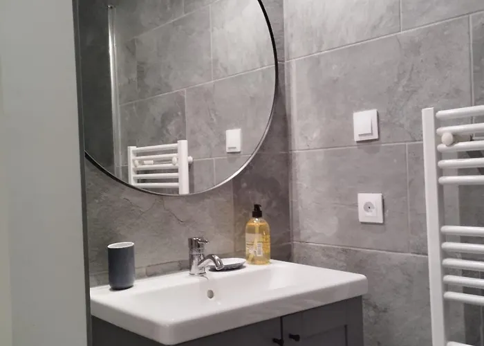 2 Pieces Quartier Bastille * Paris