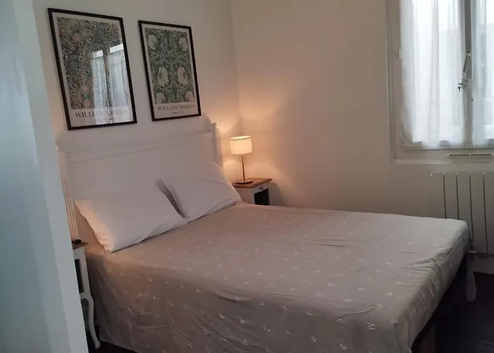 2 Pieces Quartier Bastille Apartment Paris