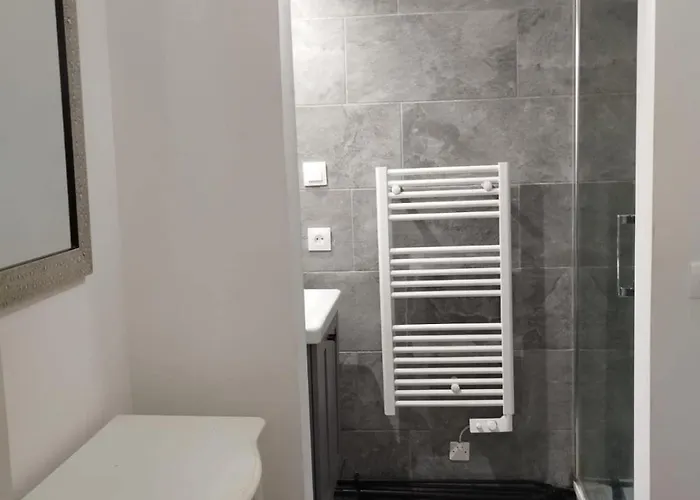 2 Pieces Quartier Bastille *