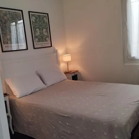 2 Pieces Quartier Bastille 아파트 파리