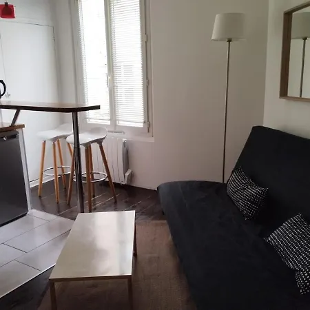 2 Pieces Quartier Bastille Διαμέρισμα